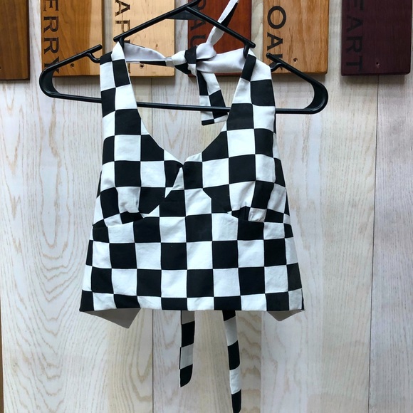 Checked black and white halter crop - Picture 1 of 5